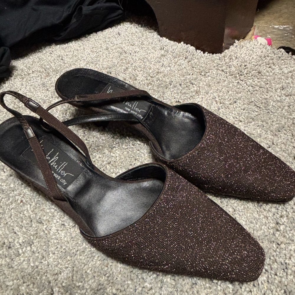 Nicole Miller Brown Slingback kitten heels